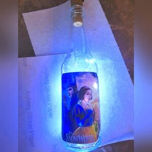 Disney Snow White Decorative Bottle With Led Cork Lights